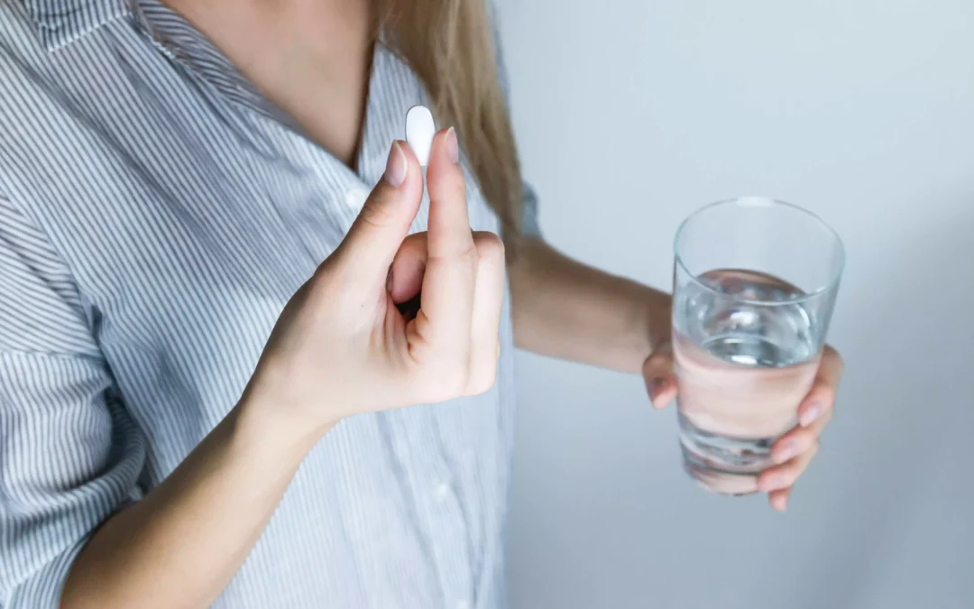 Hurt your back? Why physiotherapy is better than popping paracetamol and ibuprofen